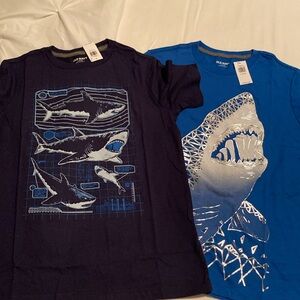 Bundle of Boys old navy shark tees.